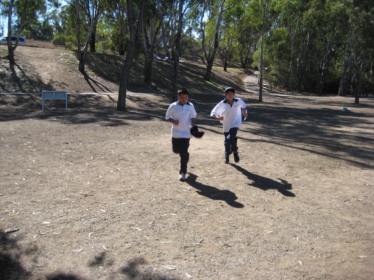 7_Hs_2_boys_running